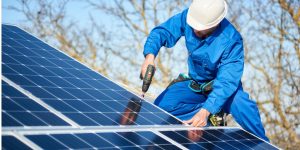 Installation Maintenance Panneaux Solaires Photovoltaïques à Tourville-la-Campagne